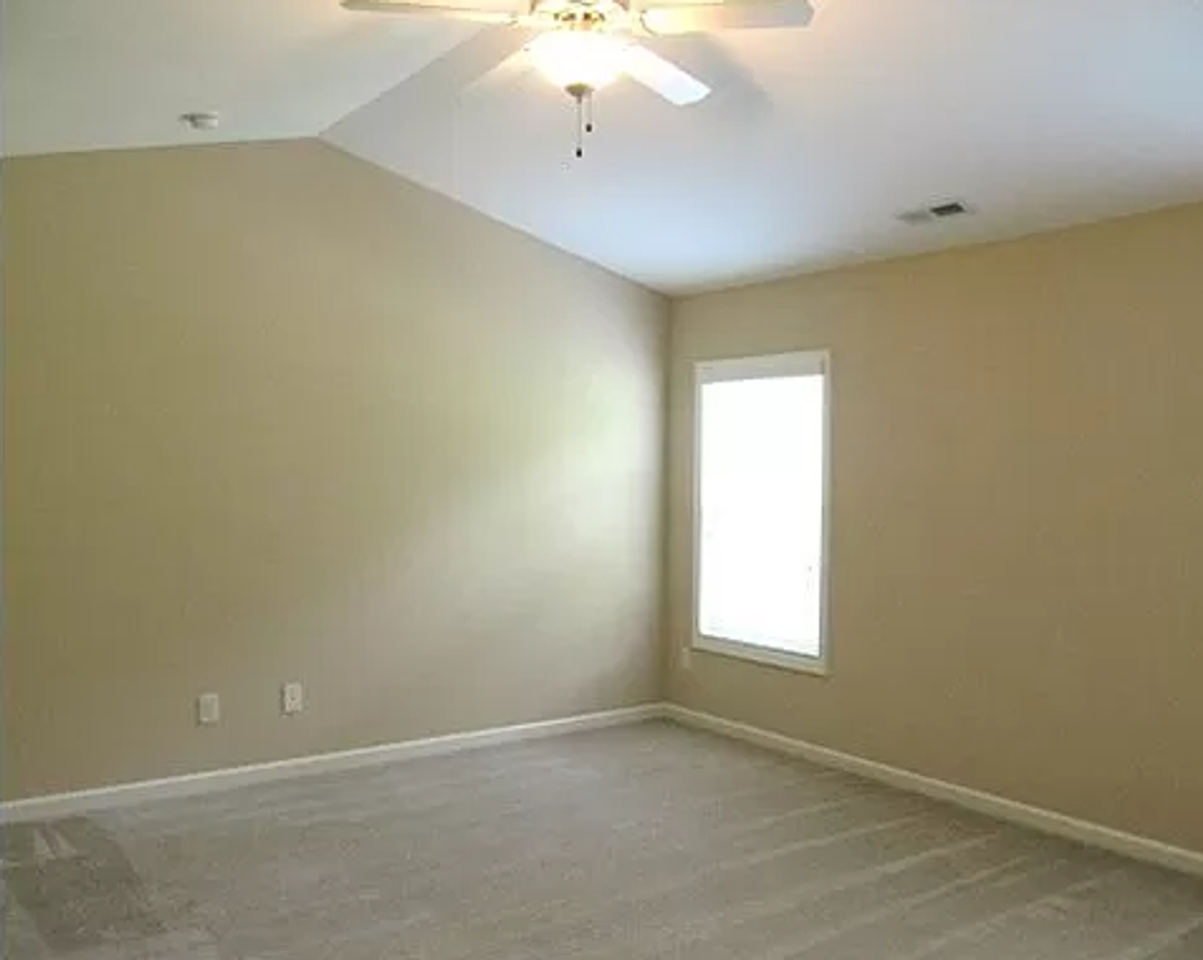 6159 Neuse Wood Dr - Photo 6 of 8