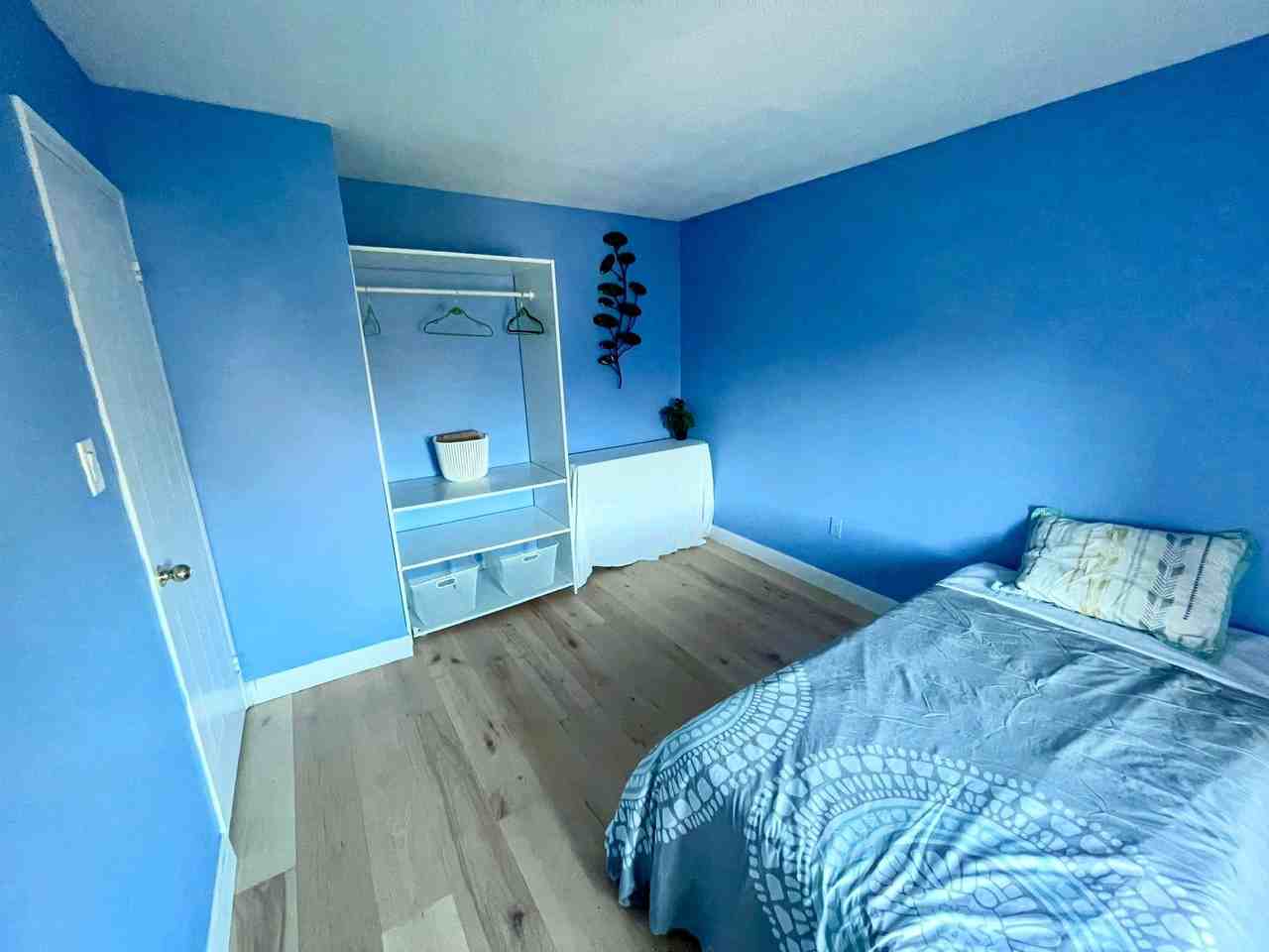 2006 Blue Ridge Crescent - Photo 2 of 4