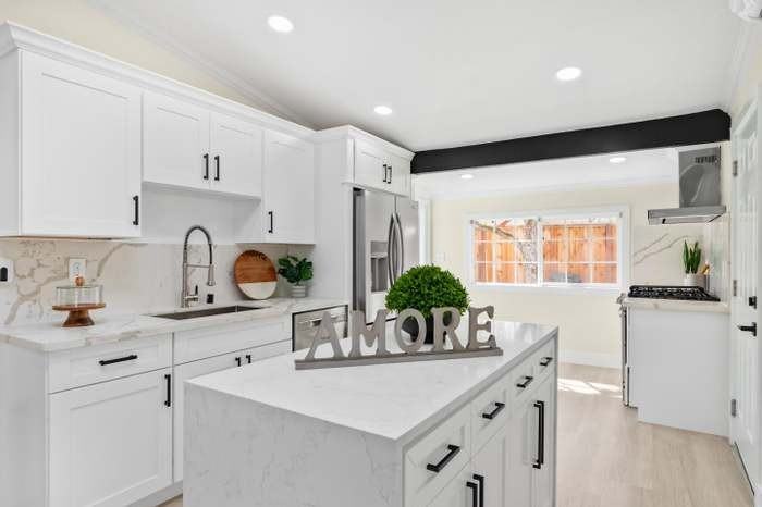 937 Farley Street - Photo 2 of 17