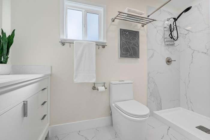 937 Farley Street - Photo 6 of 17