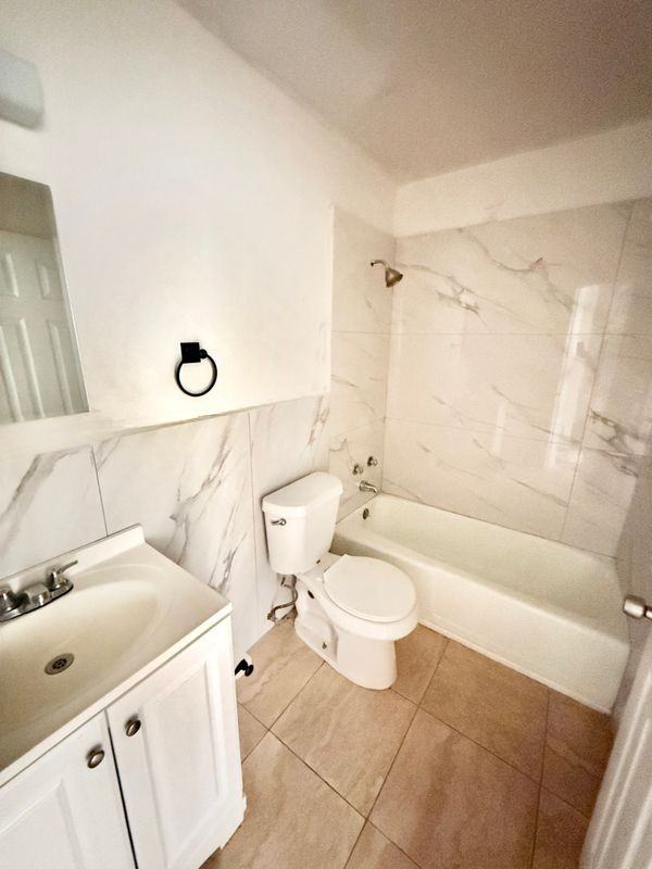 2301 Avenue S - Photo 3 of 6