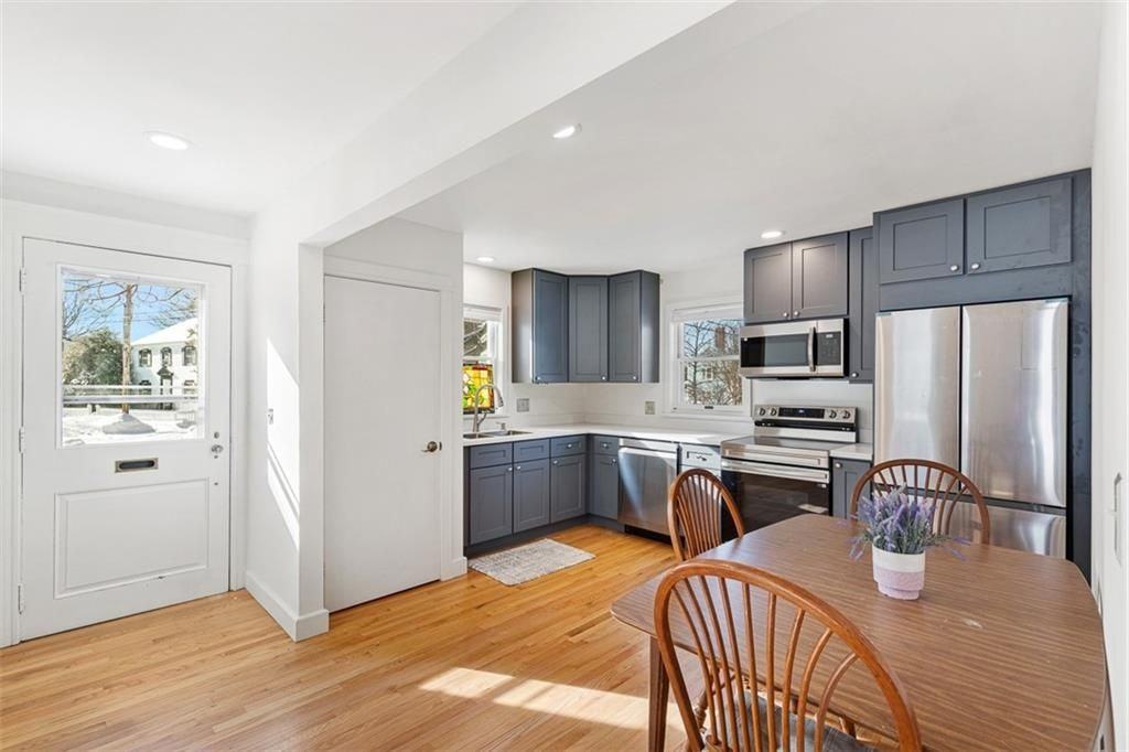 31 Washington St - Photo 3 of 29