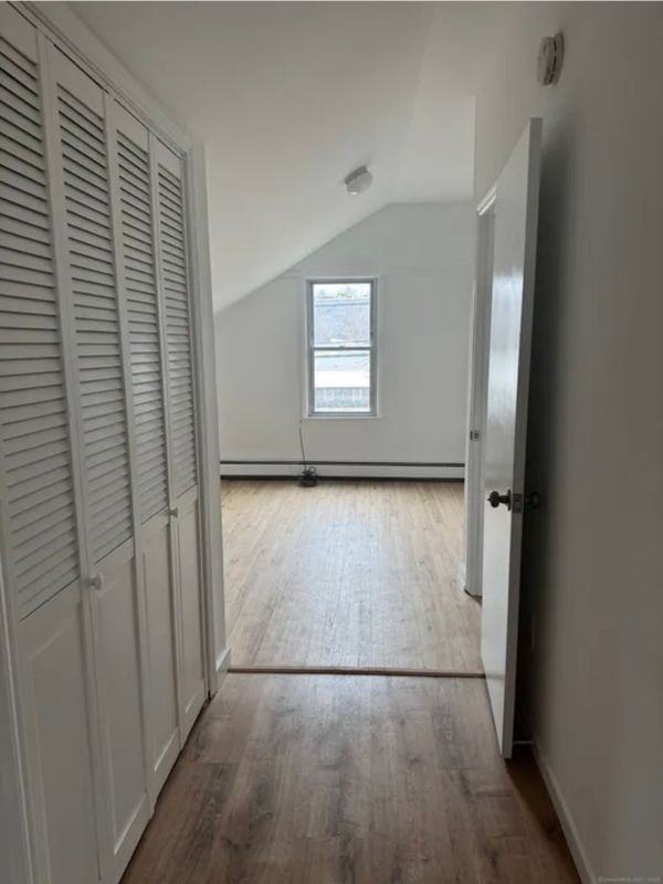 994 Federal Rd - Photo 4 of 12