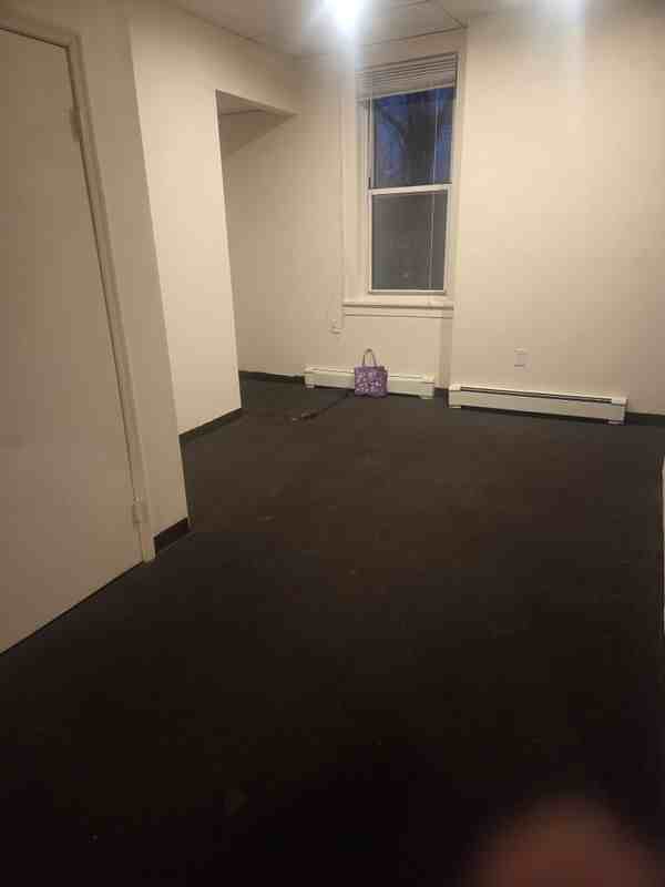 817 Ringwood Ave Apt 8 - Photo 3 of 7