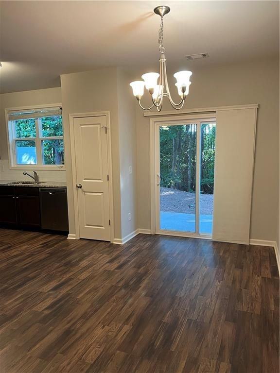 4720 Beacon Ridge Ln - Photo 3 of 20