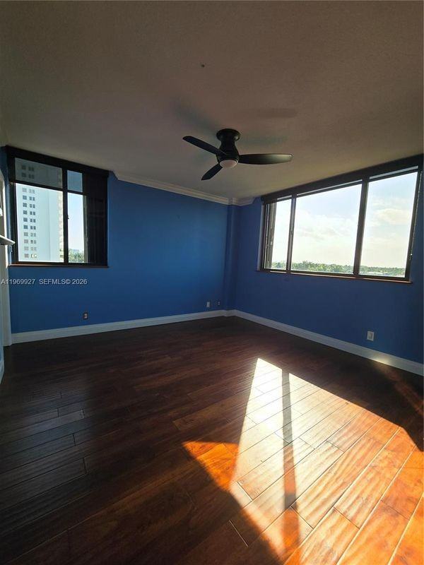 2300 Ne 33rd Ave ##606 - Photo 6 of 13