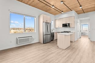 The Oslo - Photo 1 of 1