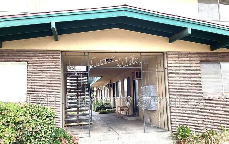 1728 Richmond St #12