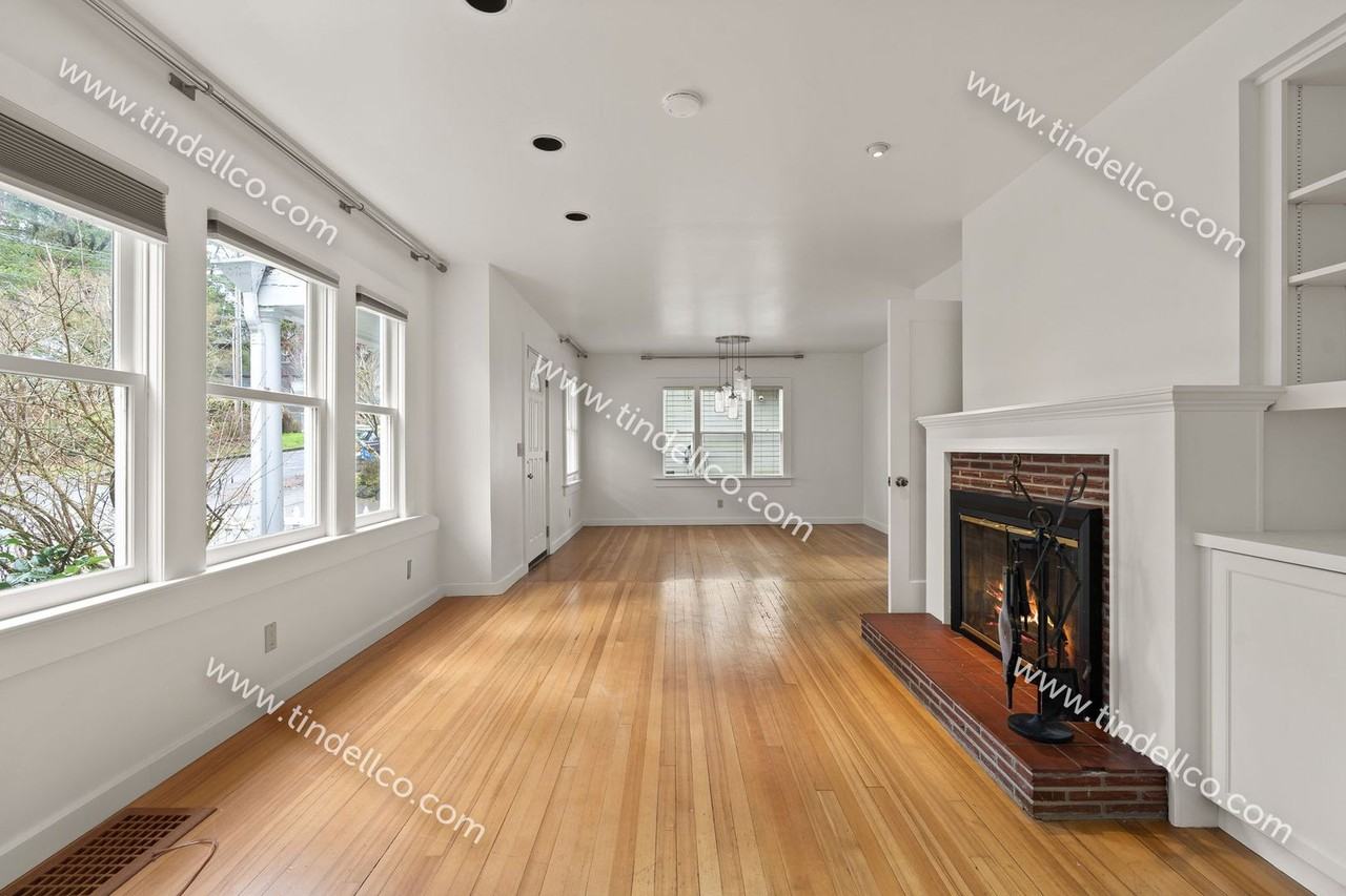 3922 Sw Canby St - Photo 6 of 32