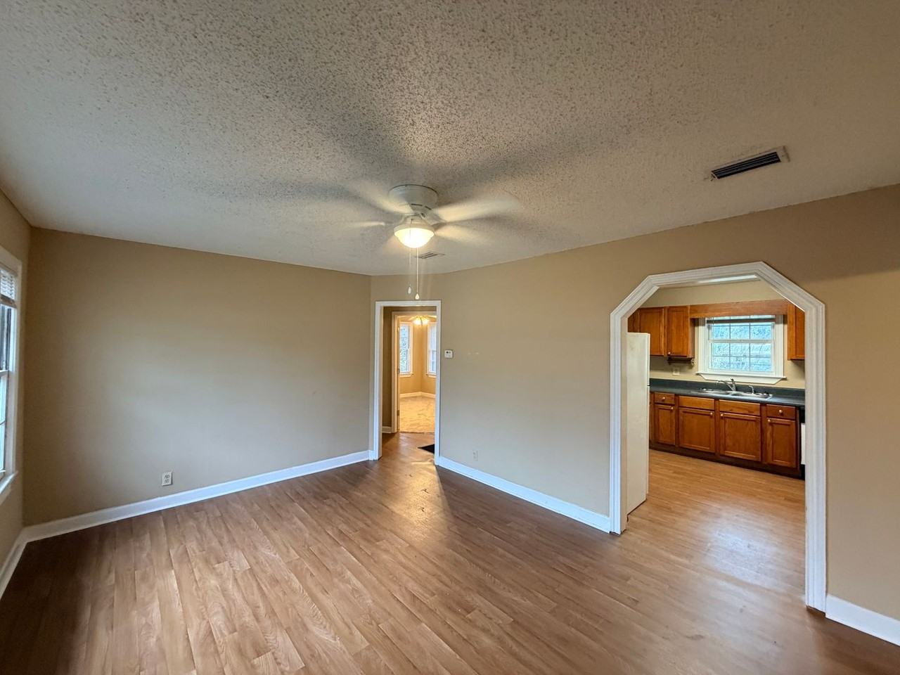 5109 Walnut St - Photo 4 of 15