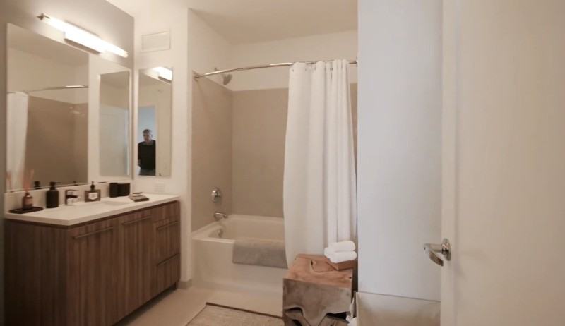 341 Kinzie #404 - Photo 2 of 14