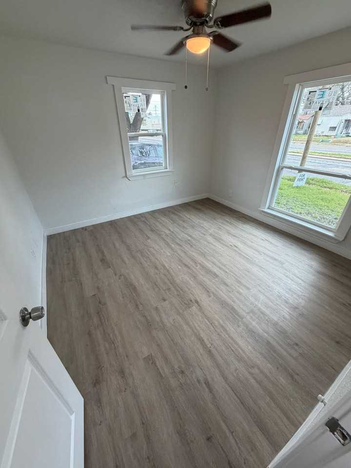 4214 Elsie Faye Heggins St - Photo 2 of 7