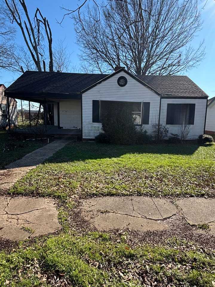 1216 Primrose Ter - Photo 4 of 5