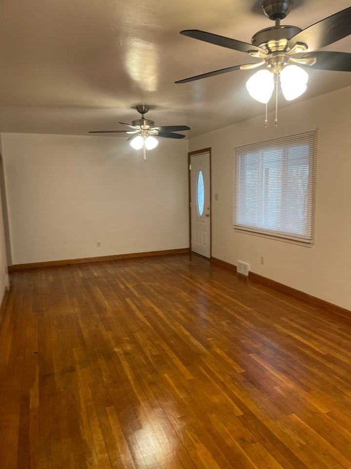 8986 King Graves Rd Ne - Photo 6 of 30