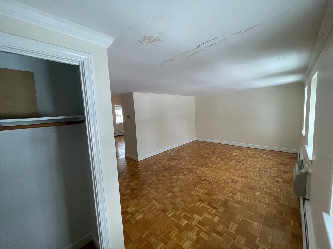 36 Worthen Rd - Photo 2 of 9