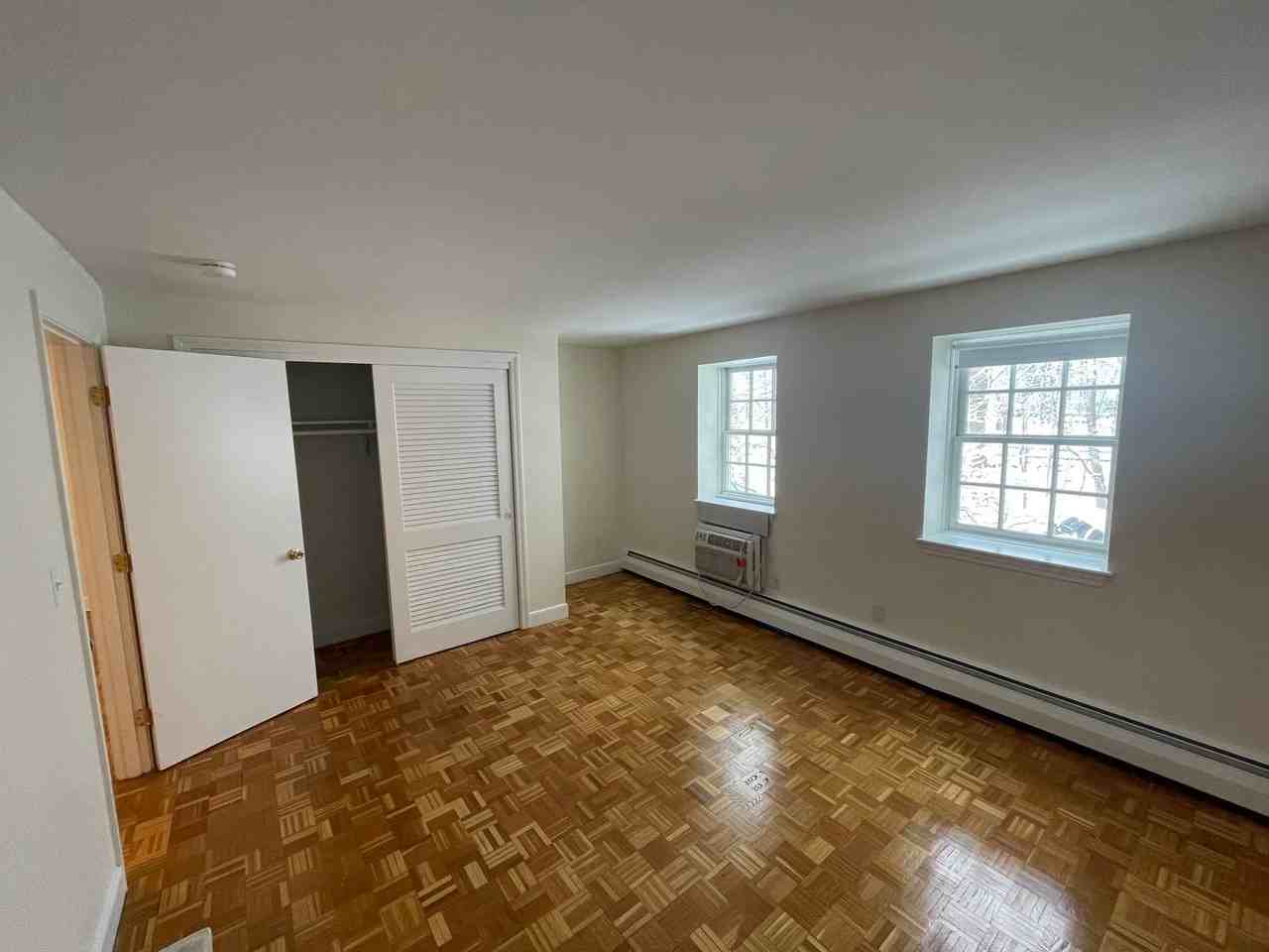 36 Worthen Rd - Photo 4 of 9