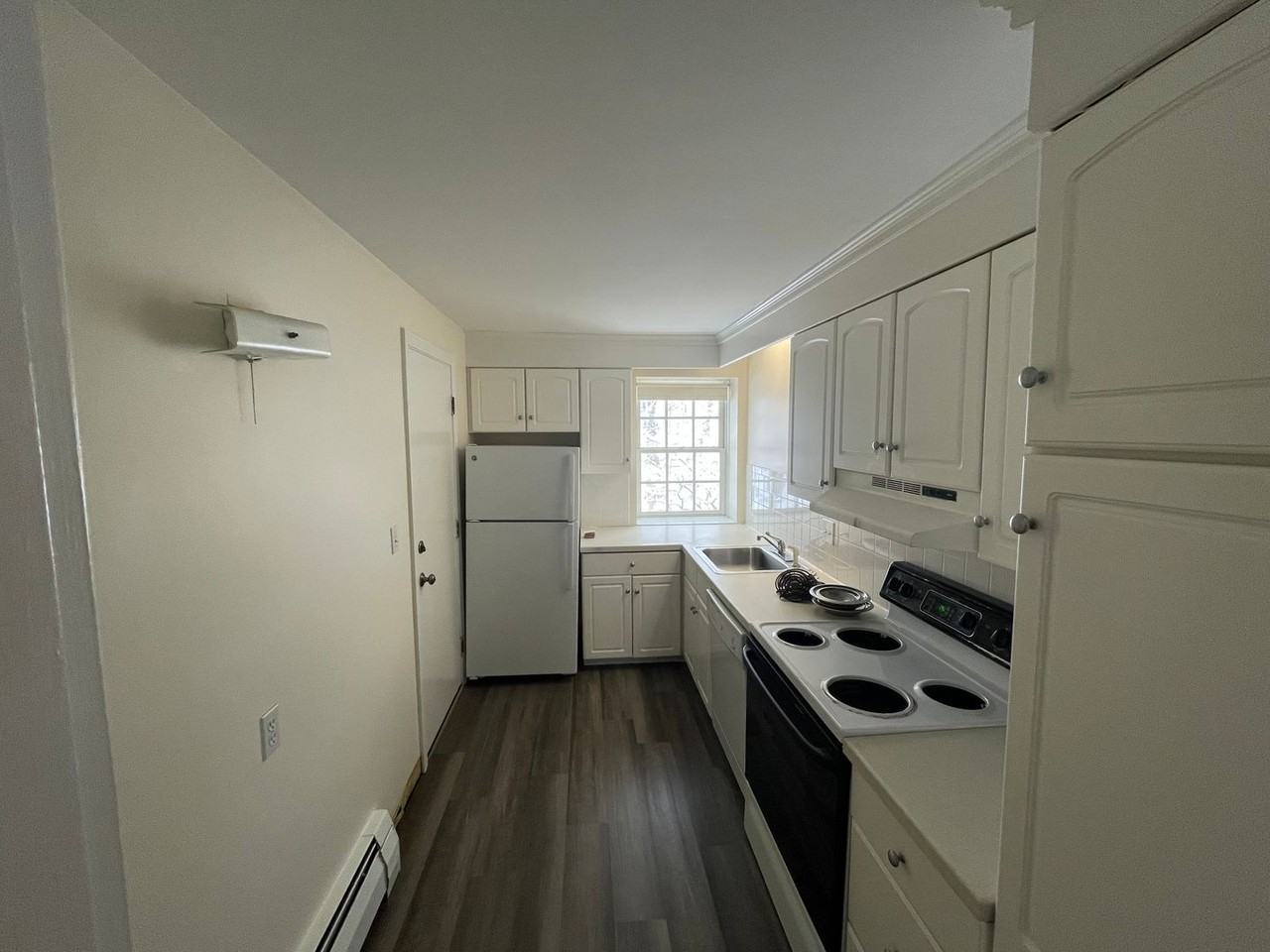 36 Worthen Rd - Photo 5 of 9