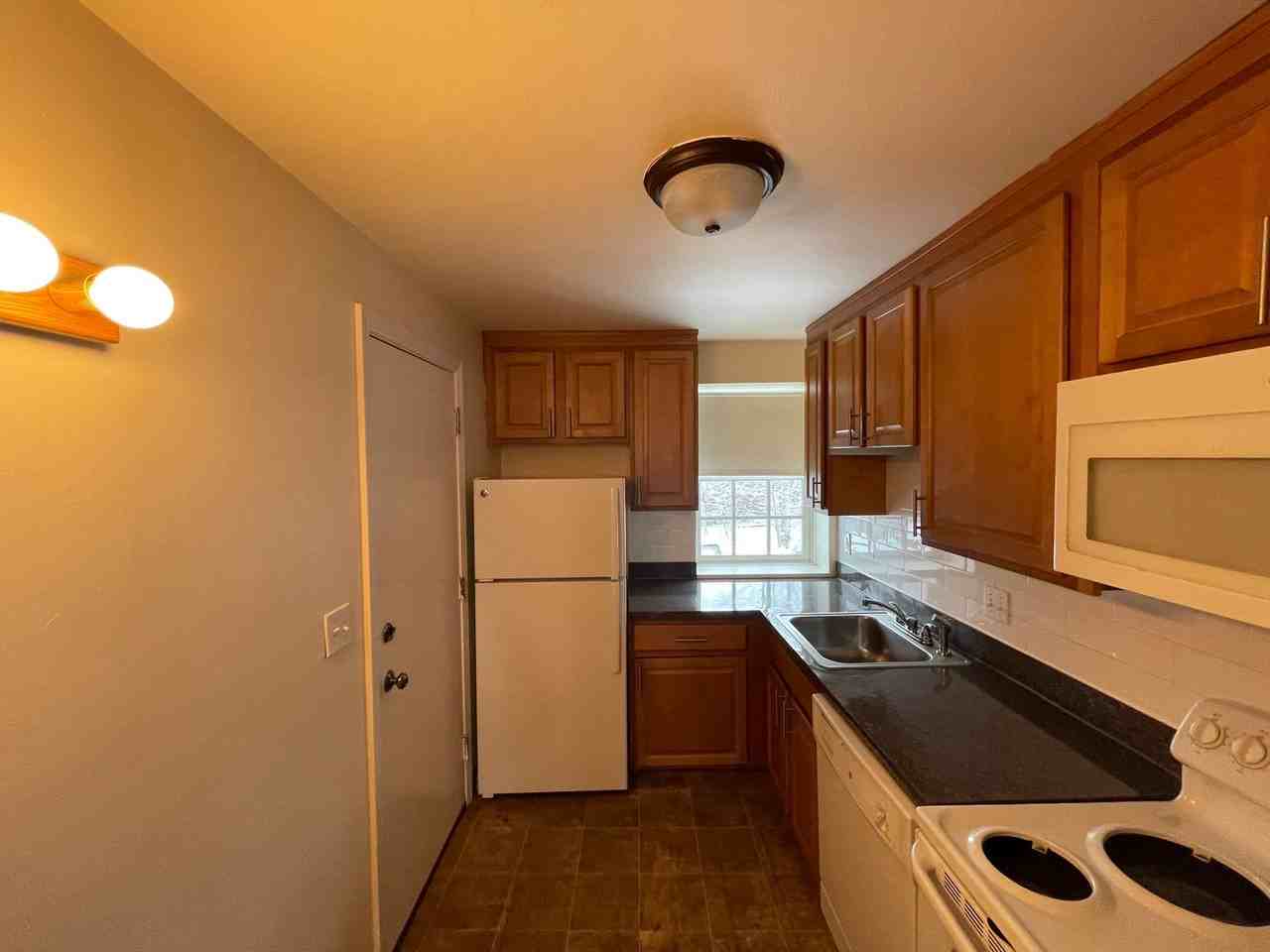 30 Worthen Rd - Photo 2 of 14