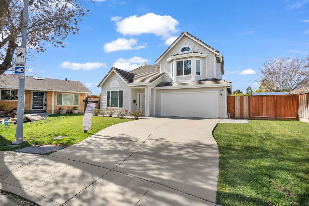 3684 Wyndham Dr - Photo 2 of 36