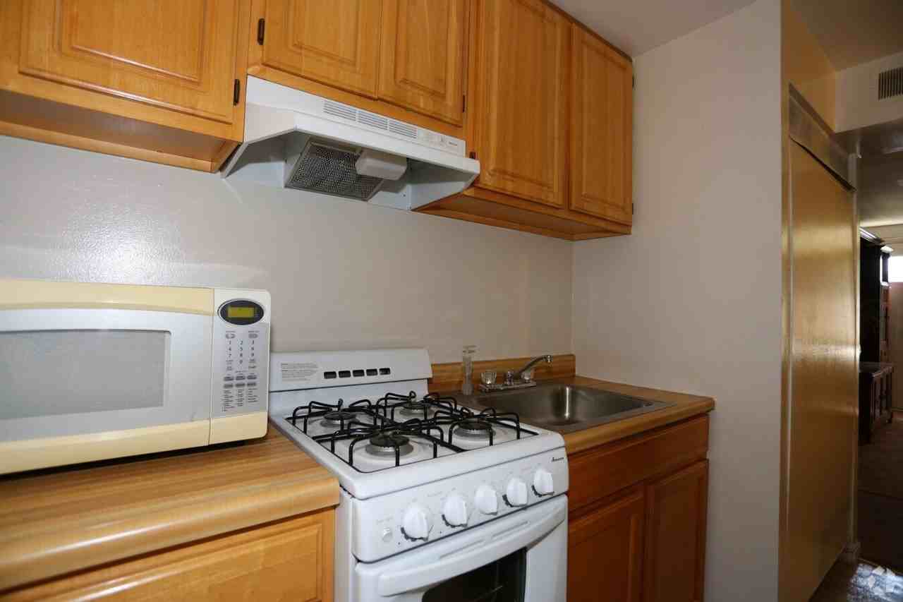 Oak Hill Townhomes - Photo 2 of 18