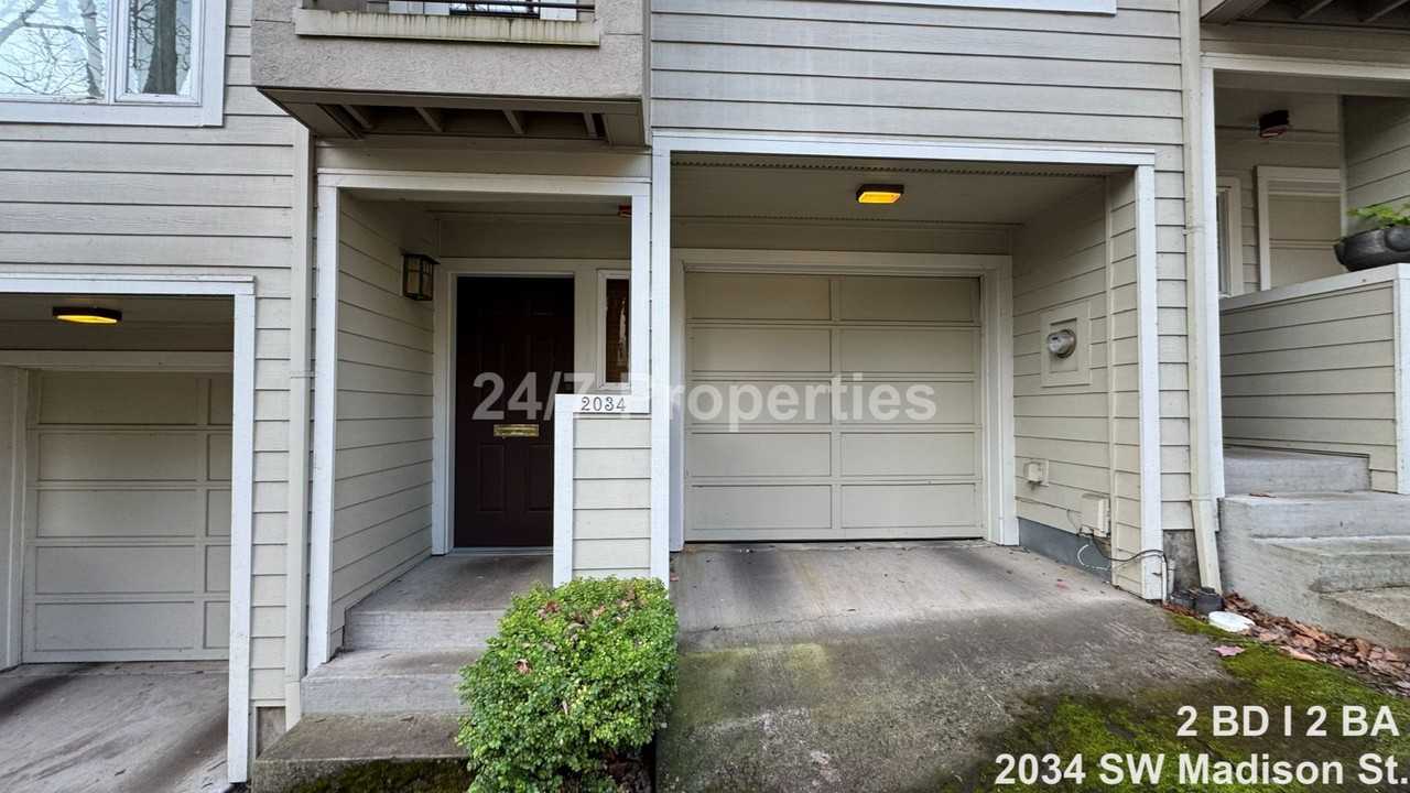 2034 Sw Madison St - Photo 2 of 20