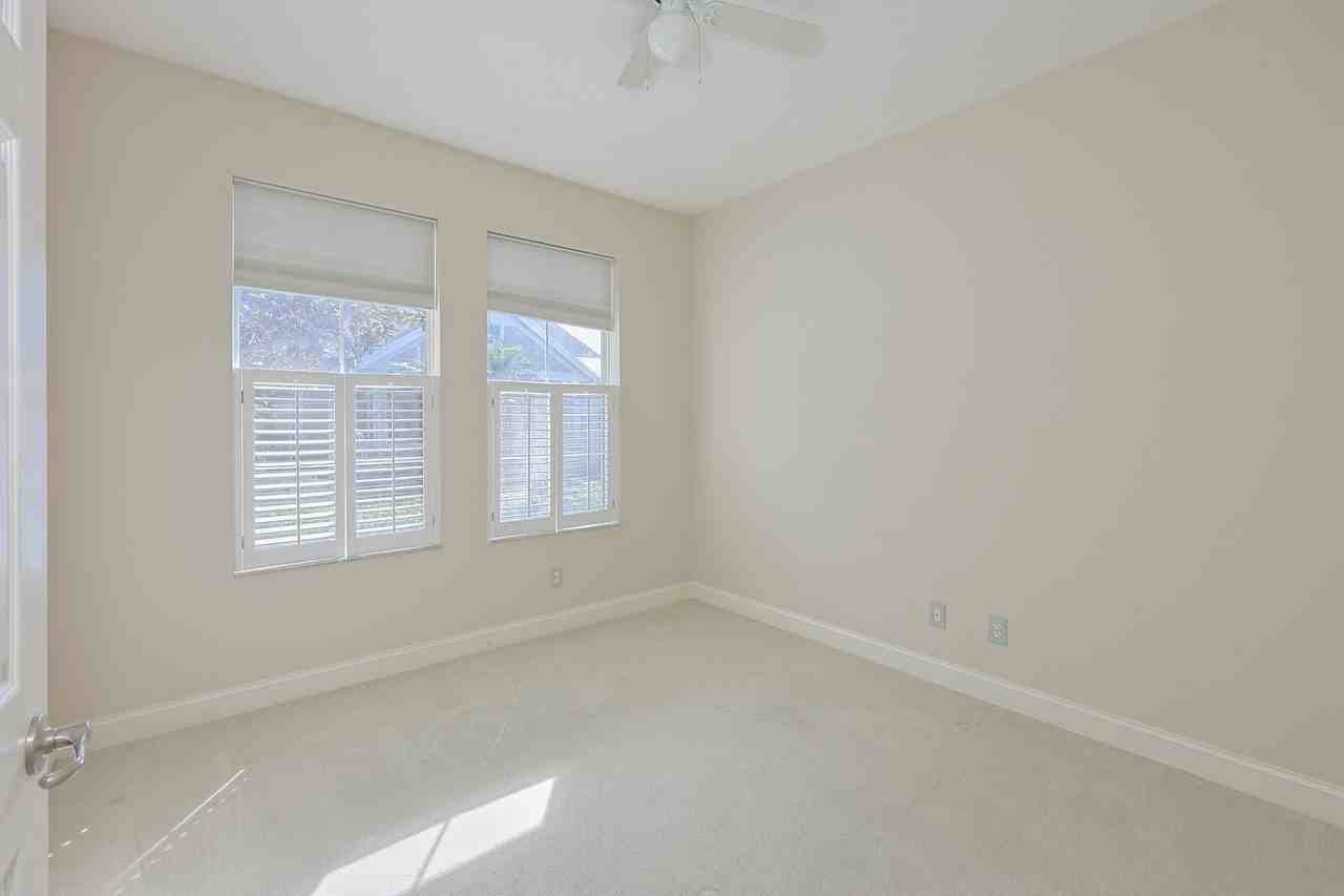 212 Breakers Ln - Photo 6 of 50