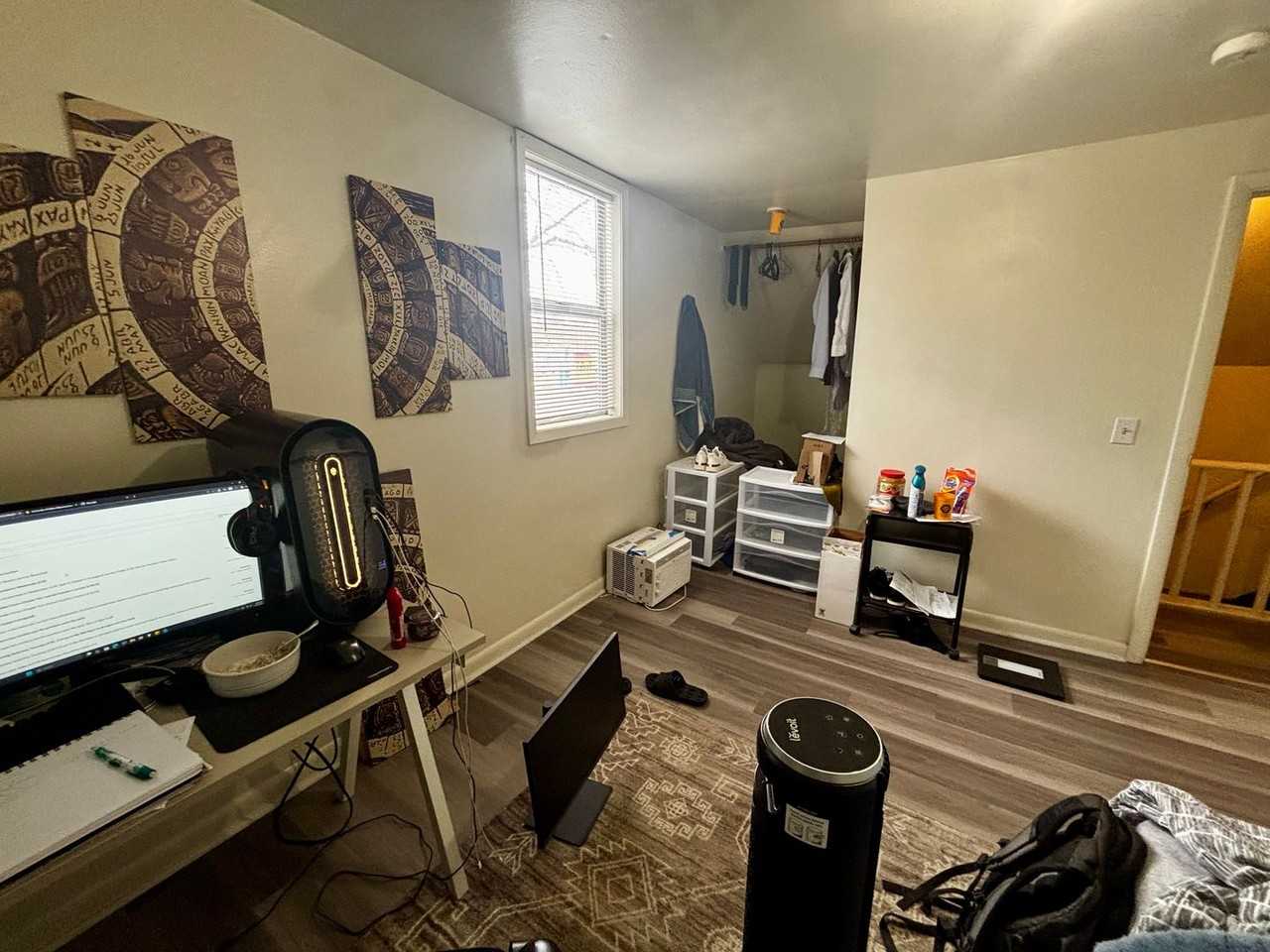 312 S Asbury St - Photo 3 of 4