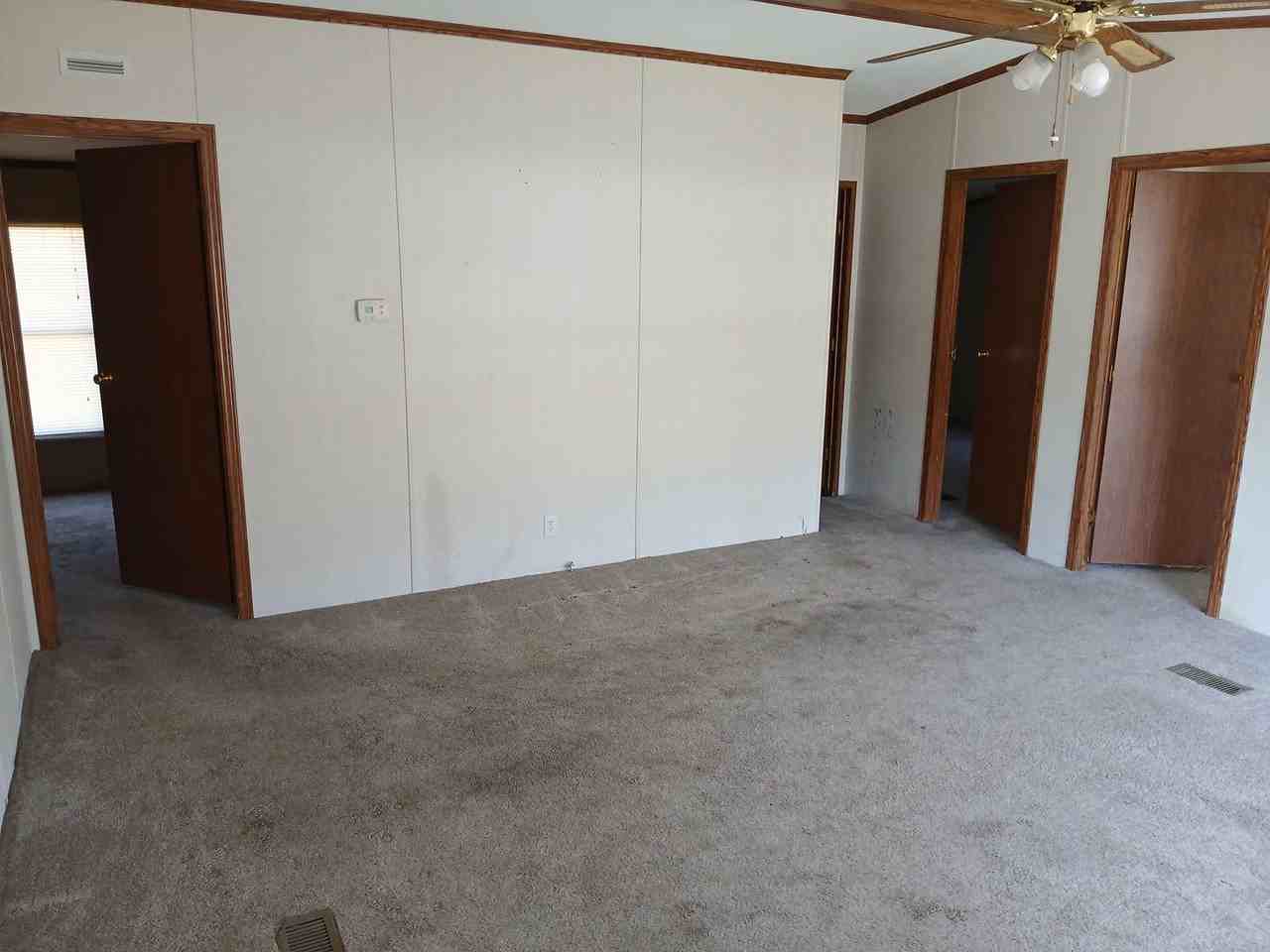 233 Flat Creek Ln - Photo 3 of 22