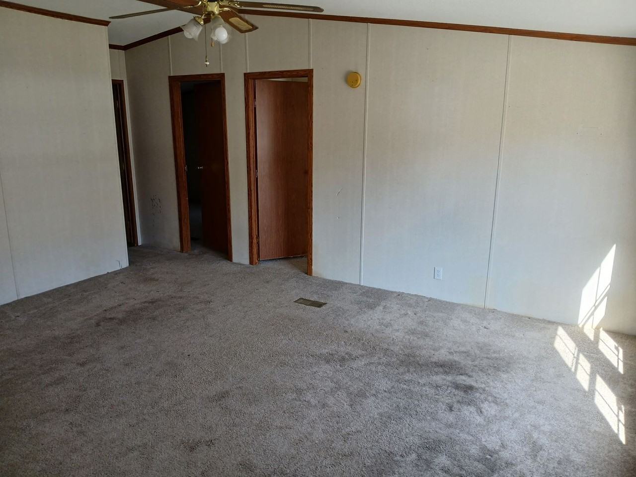 233 Flat Creek Ln - Photo 4 of 22