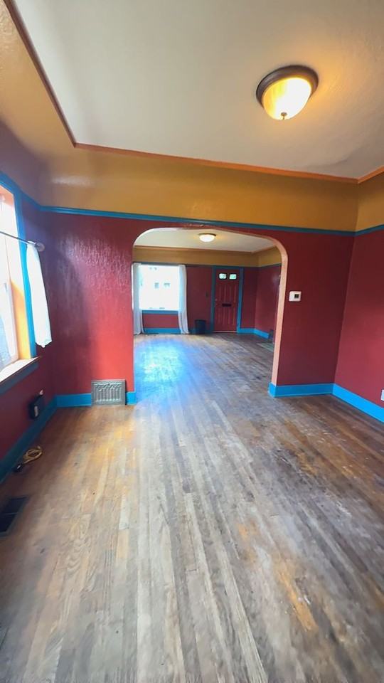 1252 Grant St - Photo 5 of 15