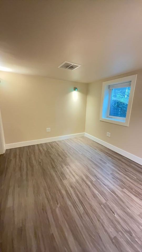 1252 Grant St - Photo 7 of 15