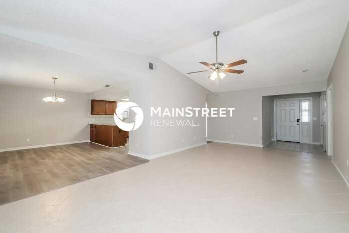 403 Allspice Ct - Photo 3 of 16