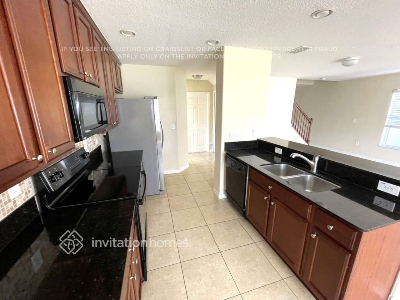 3340 Cardinal Feather Dr - Photo 6 of 19