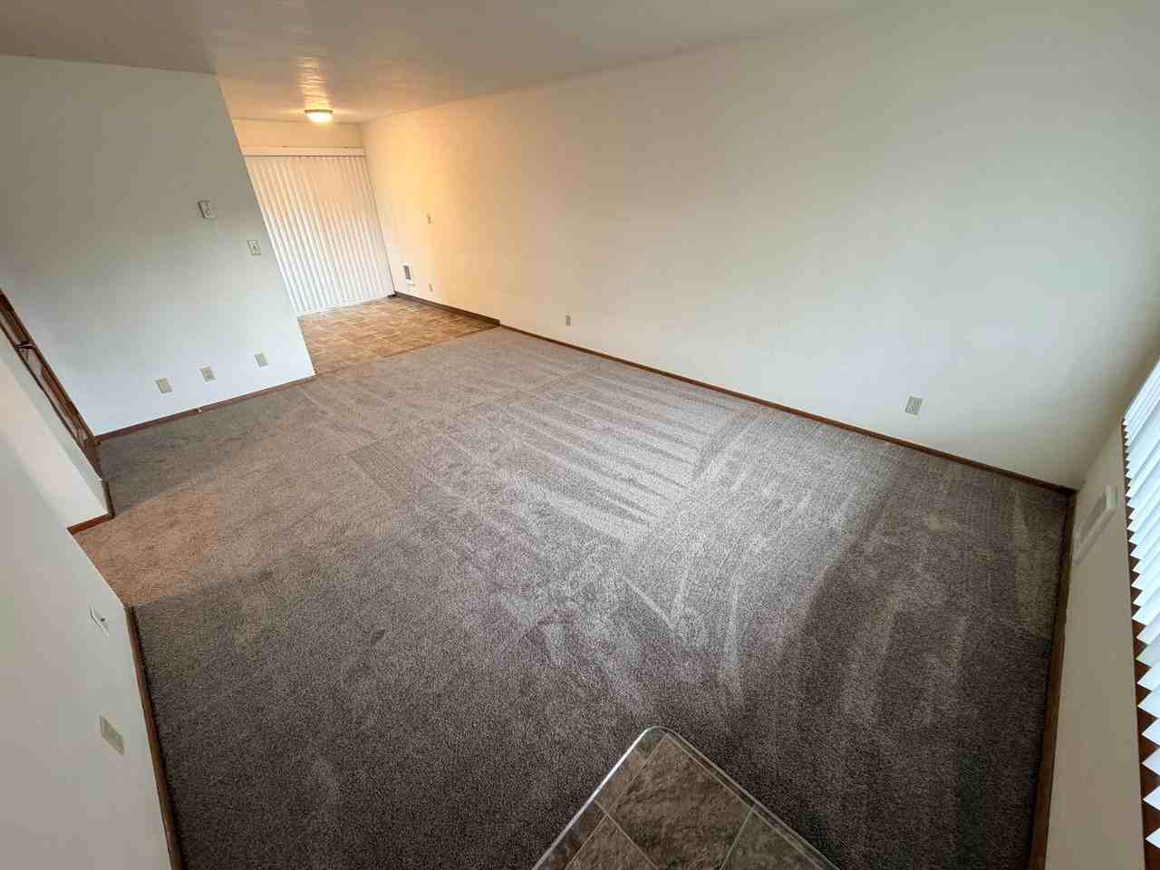 4007 Iberis St Ne - Photo 3 of 11