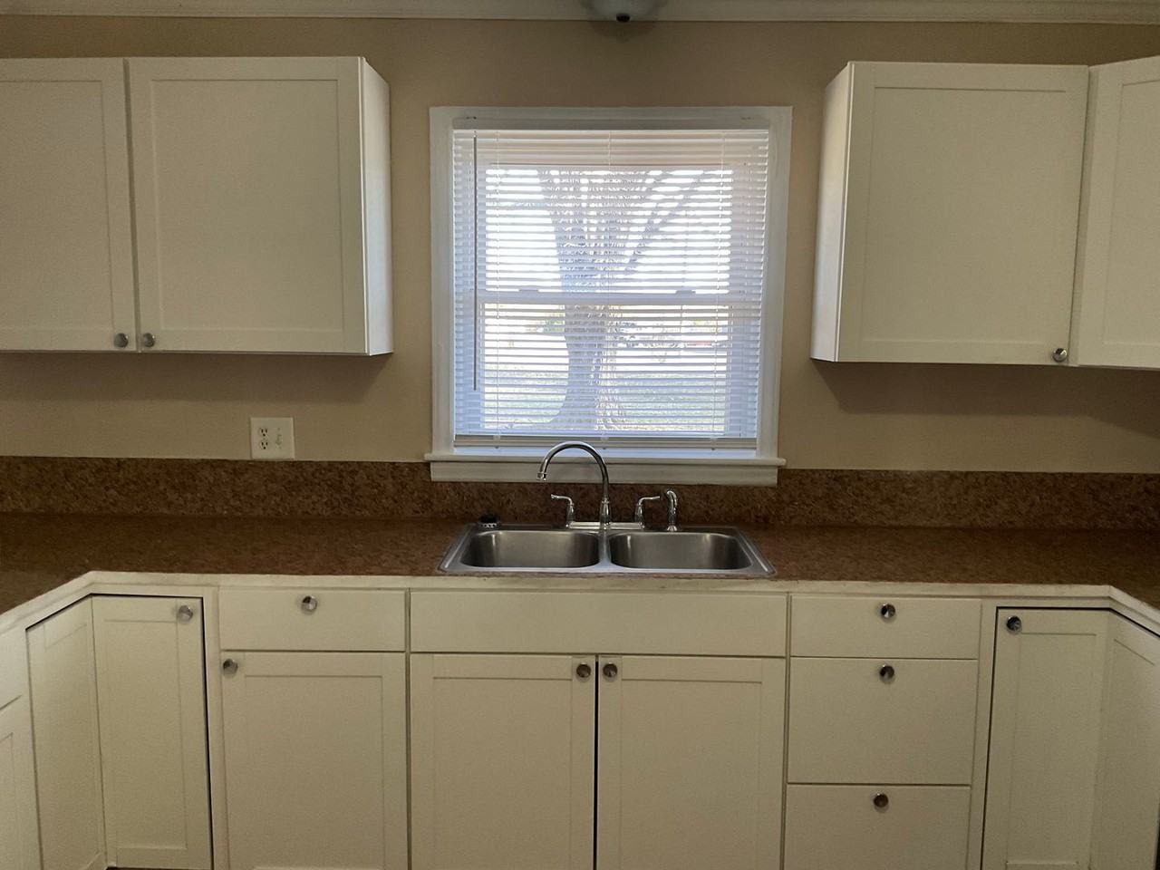 3788 Maiden Hwy - Photo 4 of 34