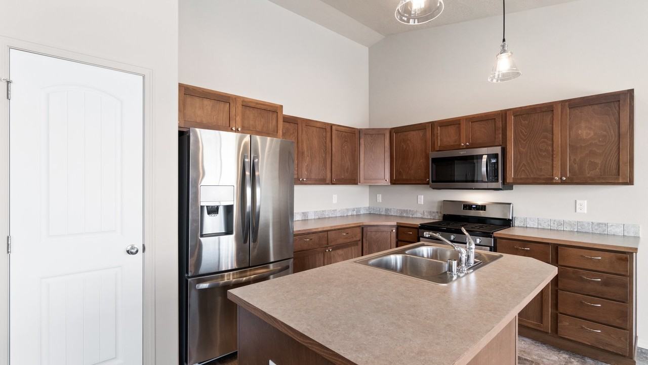 13110 W Tower Ave - Photo 6 of 23