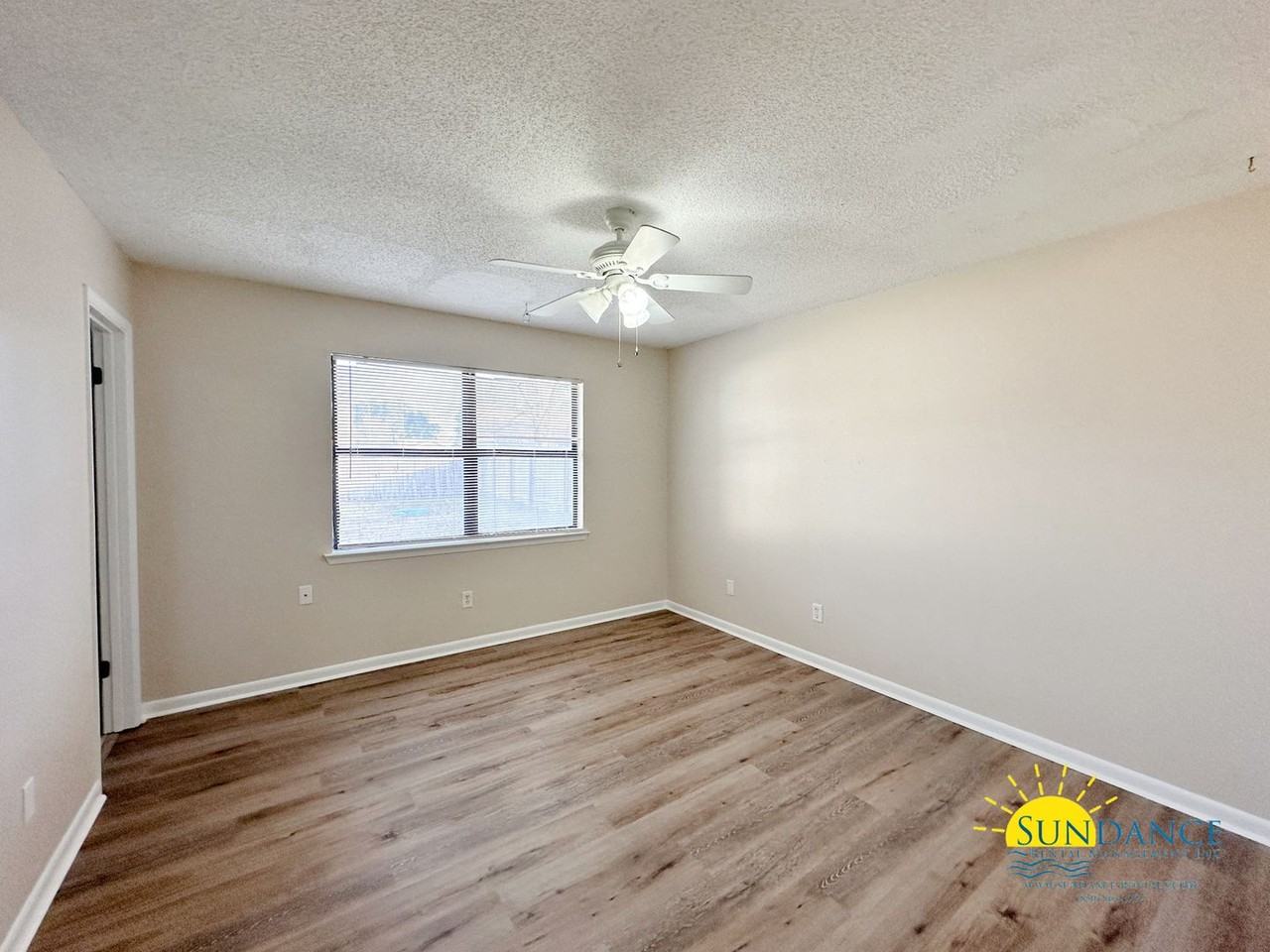 912 Rue De La Savoie - Photo 6 of 15