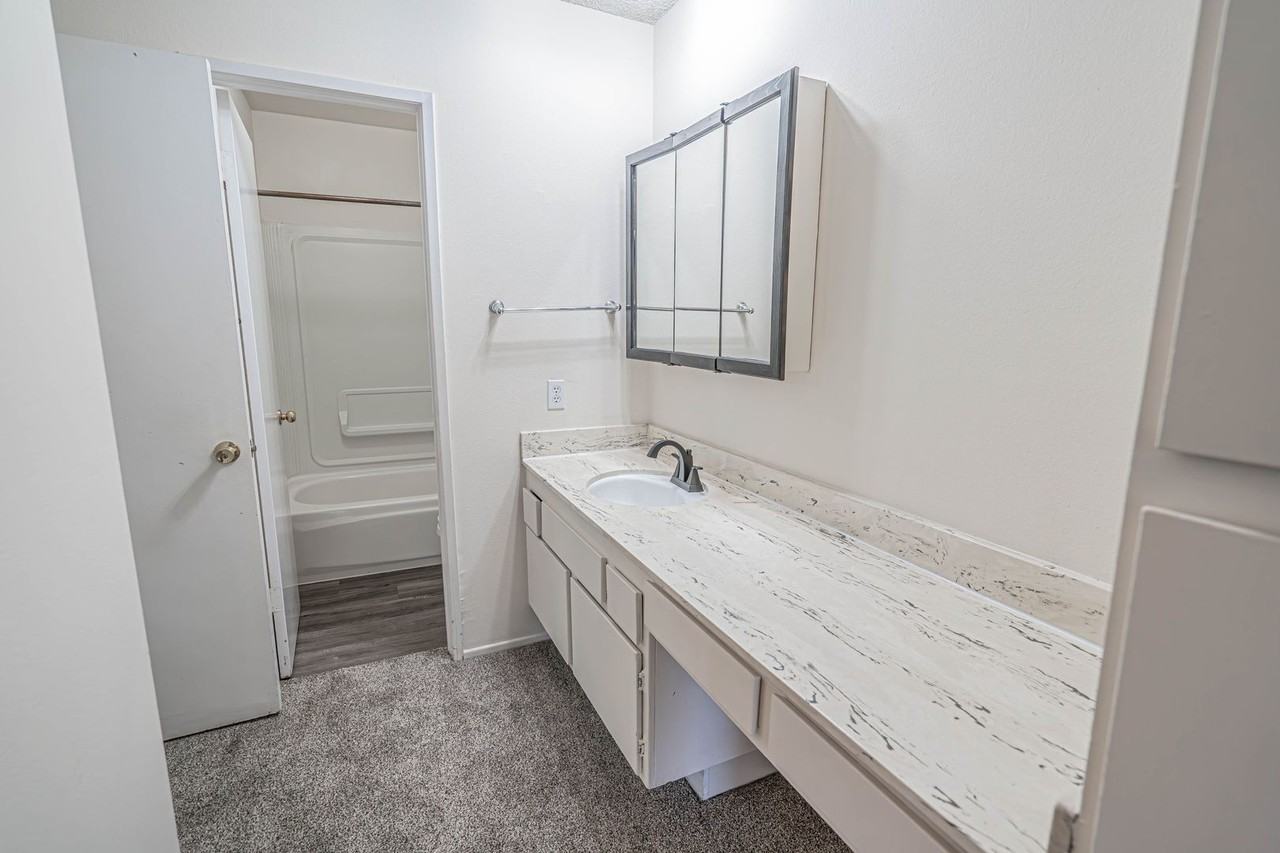 23515 Lyons Ave #243 - Photo 7 of 19