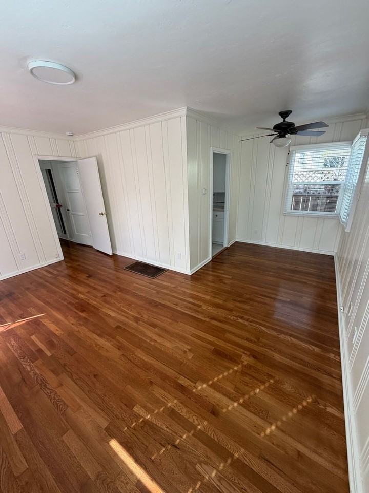 4832 Kansas St - Photo 3 of 8