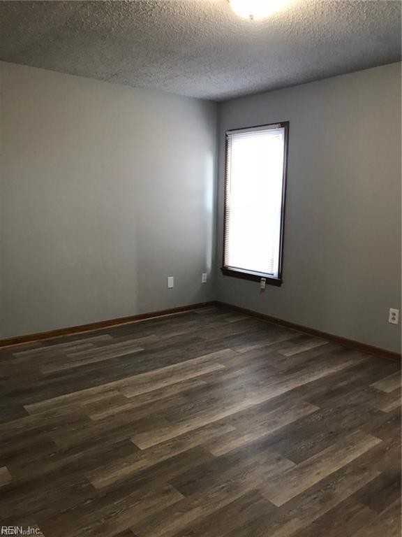 1436 Thamesford Dr - Photo 2 of 14