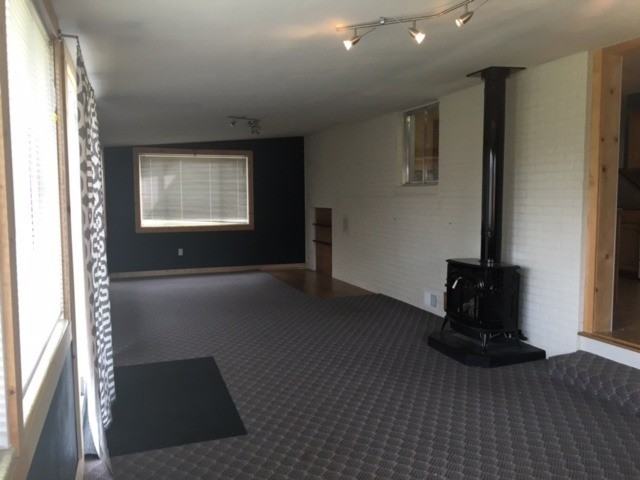 617 W 36th St - Photo 5 of 12