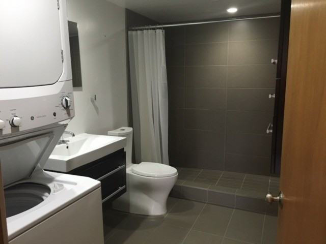 617 W 36th St - Photo 7 of 12