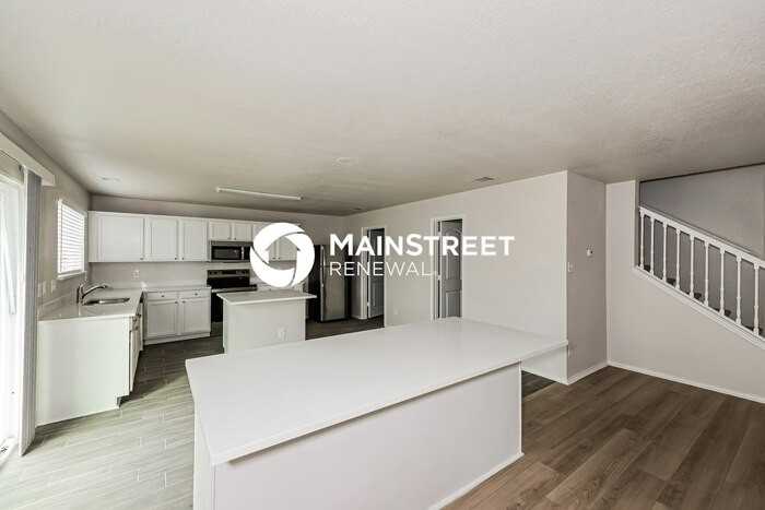 7004 Sylvan Meadows Dr - Photo 7 of 18