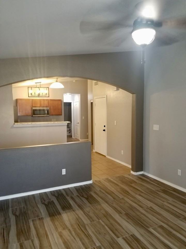 5095 Kensington Way - Photo 6 of 9