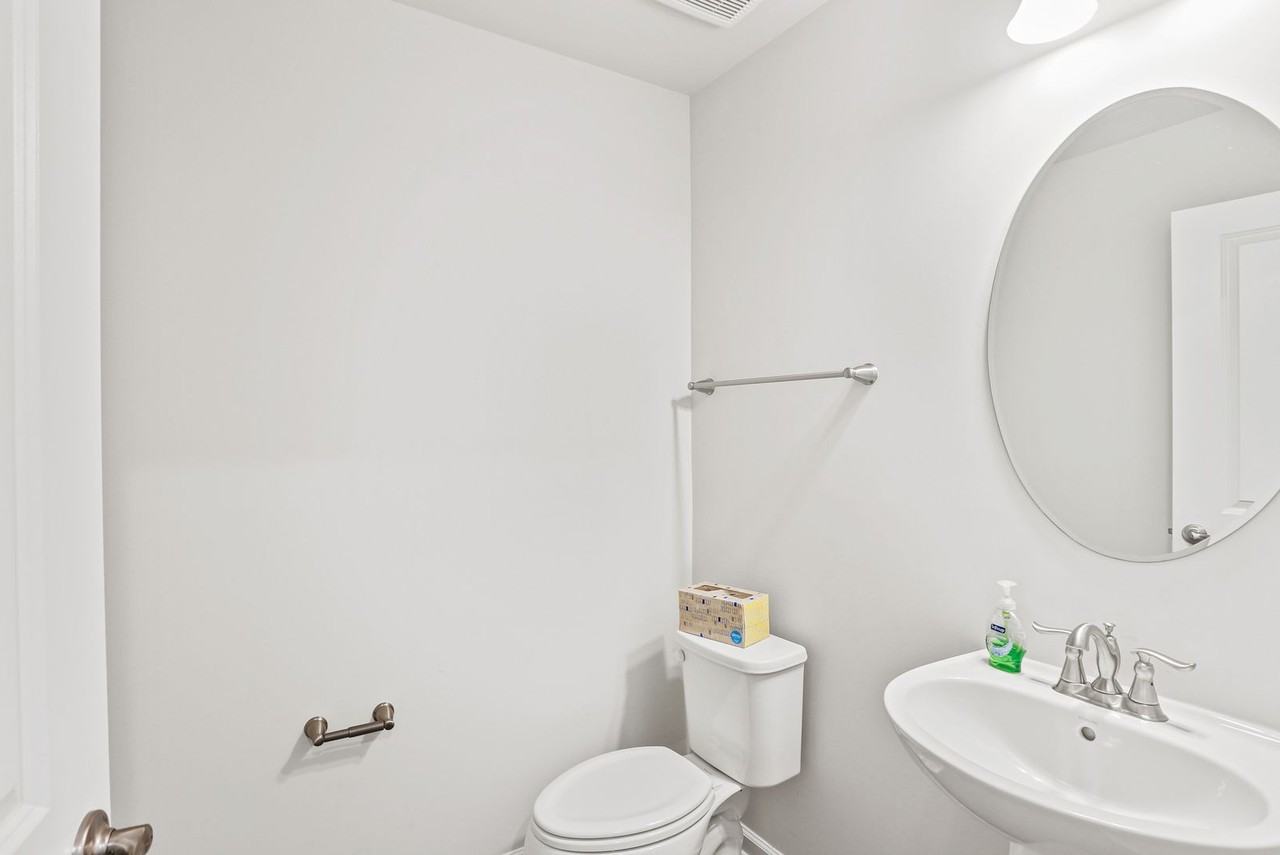 2923 Glendale Ave - Photo 3 of 17