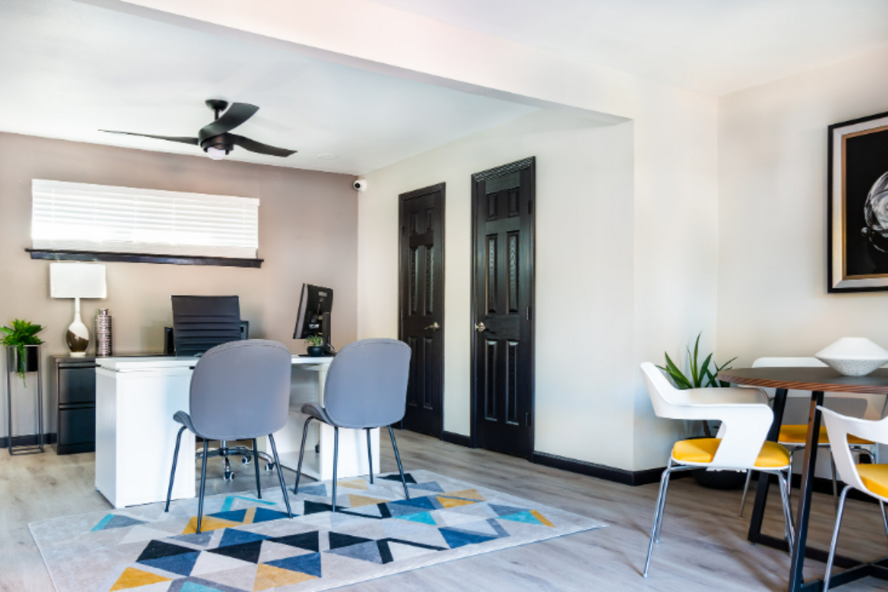 Metro @ 404 Apartments - Photo 6 of 42