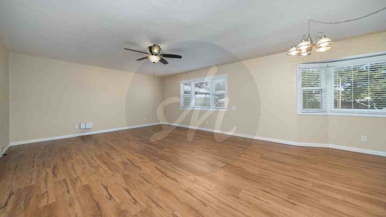 2322 Patrician Way - Photo 3 of 22