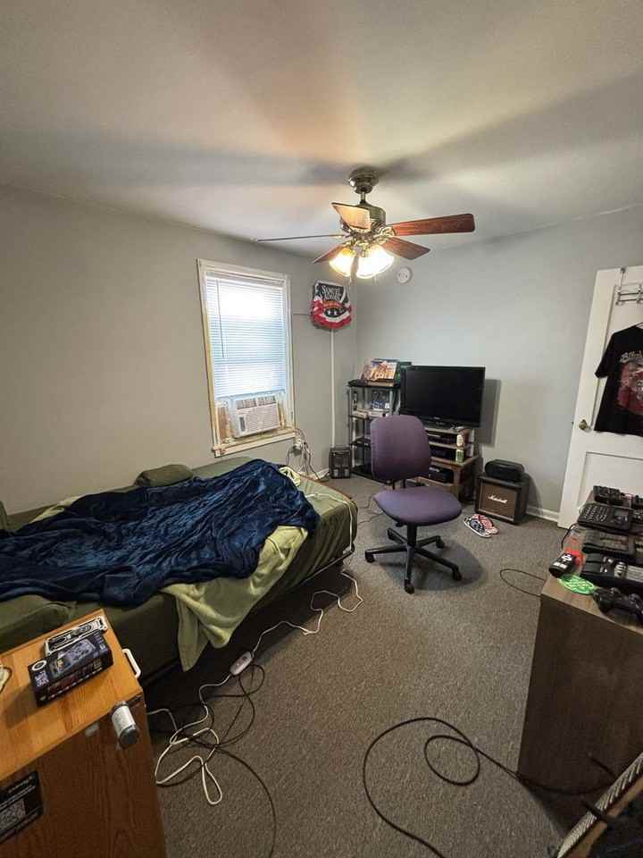 502 Main St - Photo 3 of 8