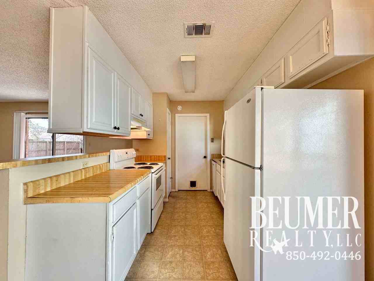 4219 Baywoods Dr - Photo 2 of 23