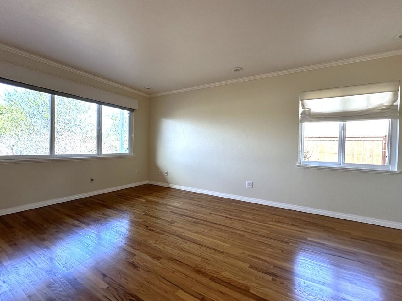 3553 Armstrong St - Photo 7 of 19